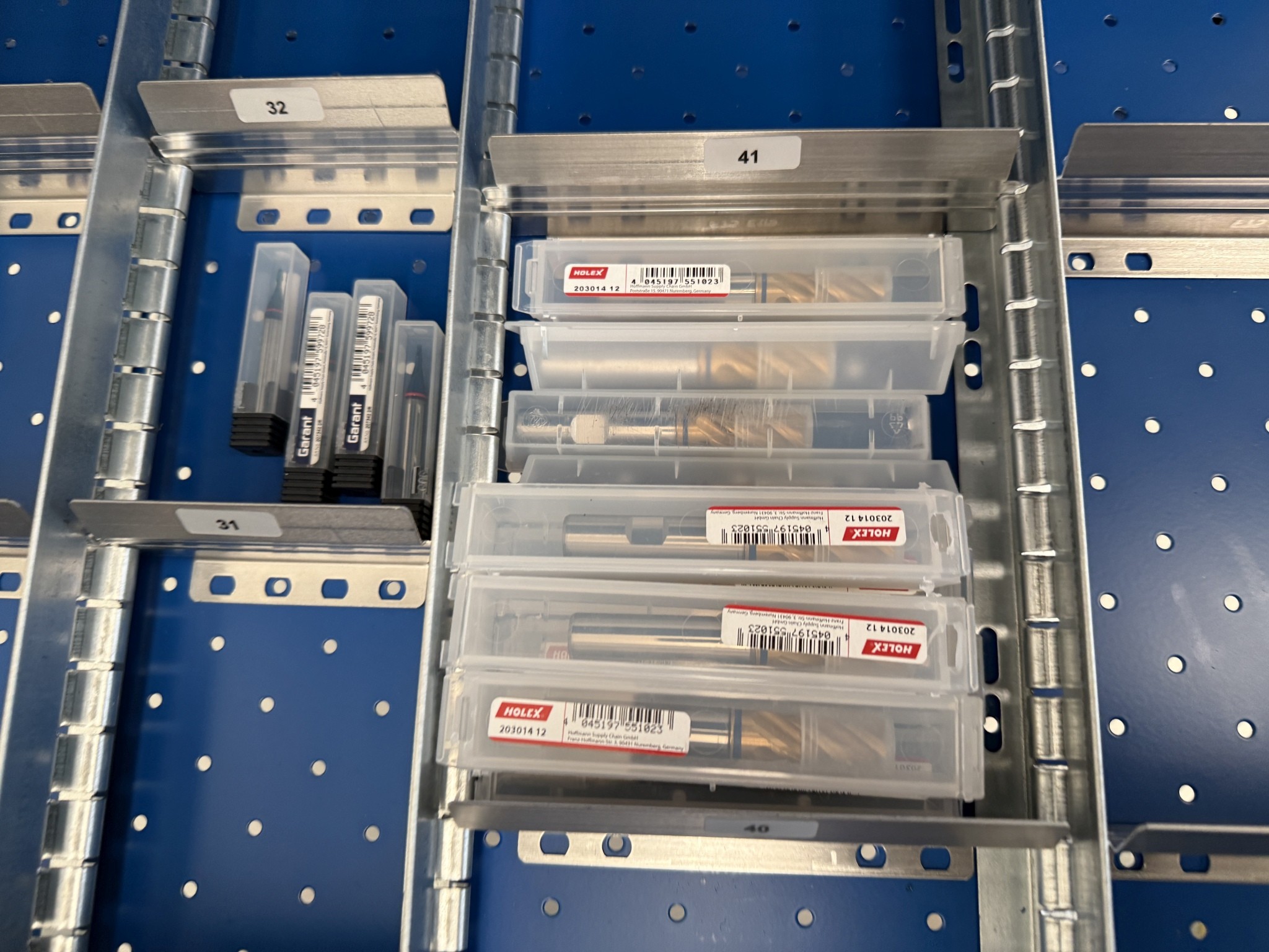 Cierre de un fabricante de herramientas-31