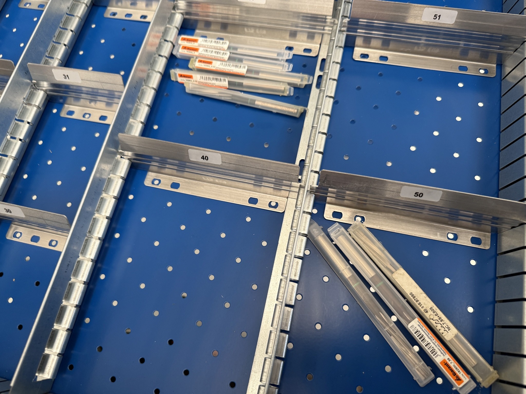 Cierre de un fabricante de herramientas-44