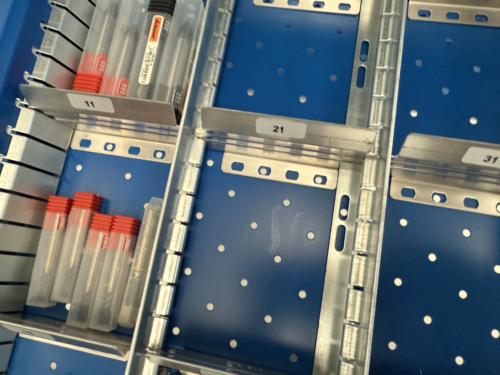 Cierre de un fabricante de herramientas-48