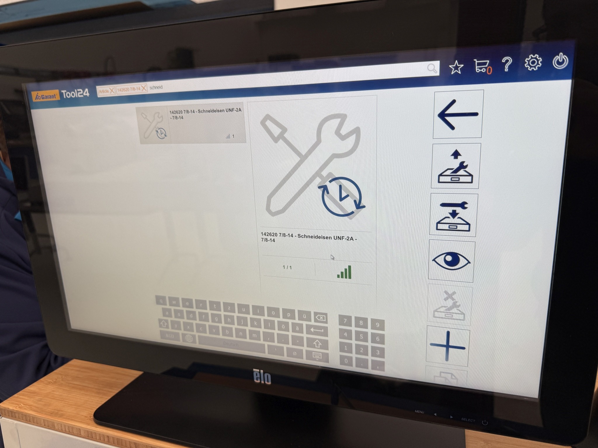 Cierre de un fabricante de herramientas-58