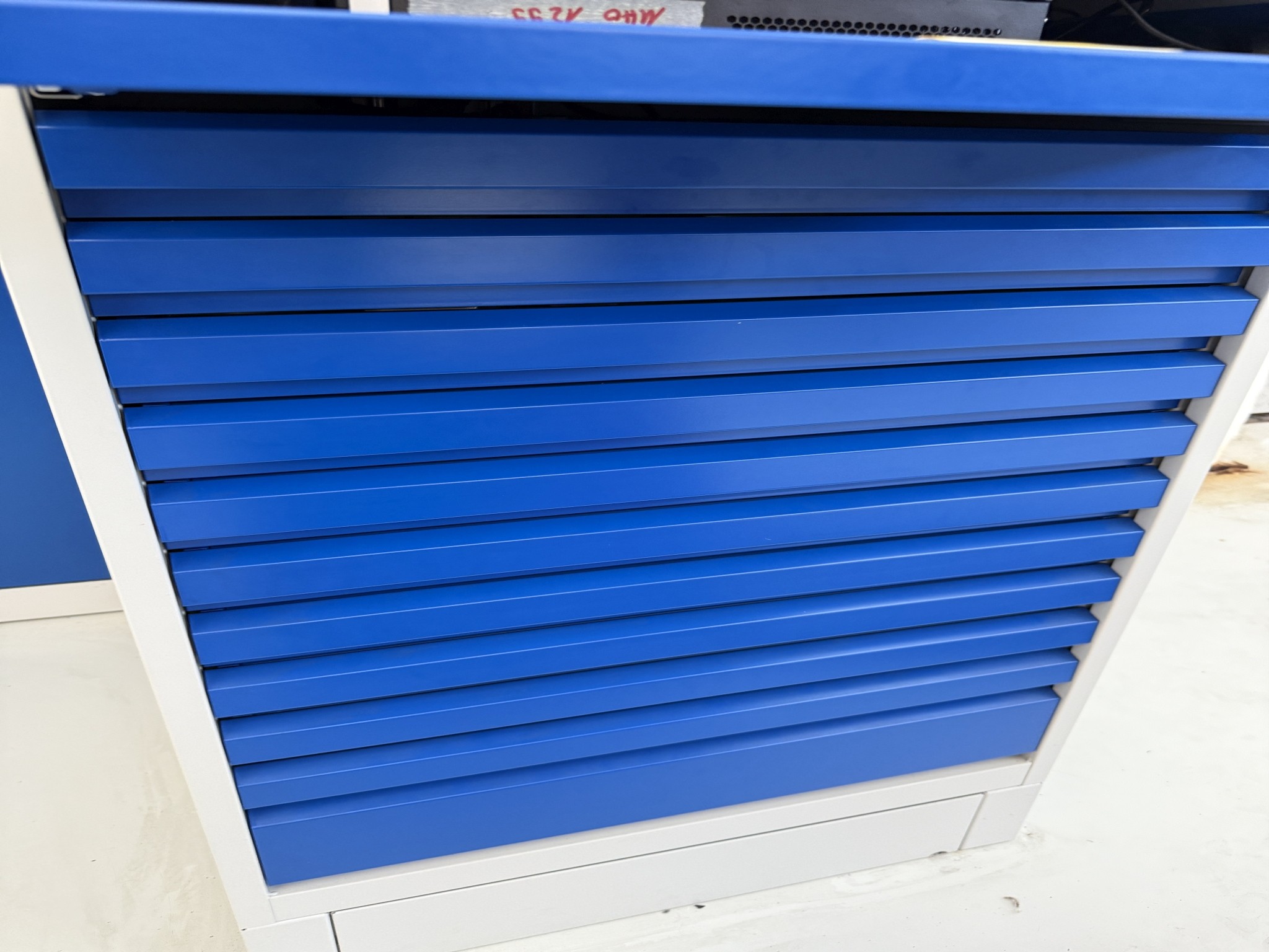 Cierre de un fabricante de herramientas-7