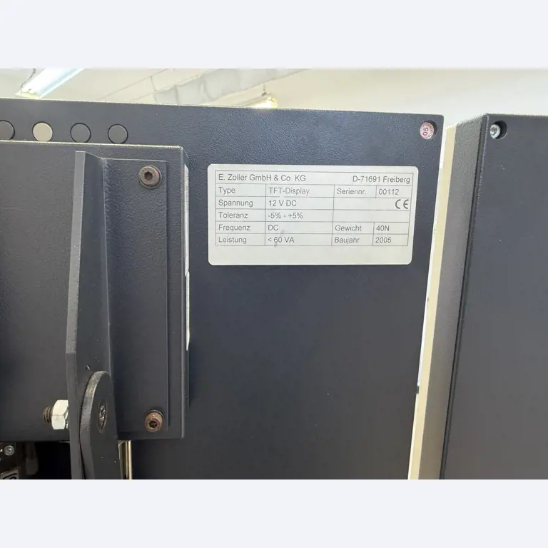 Closure of a toolmaker-23