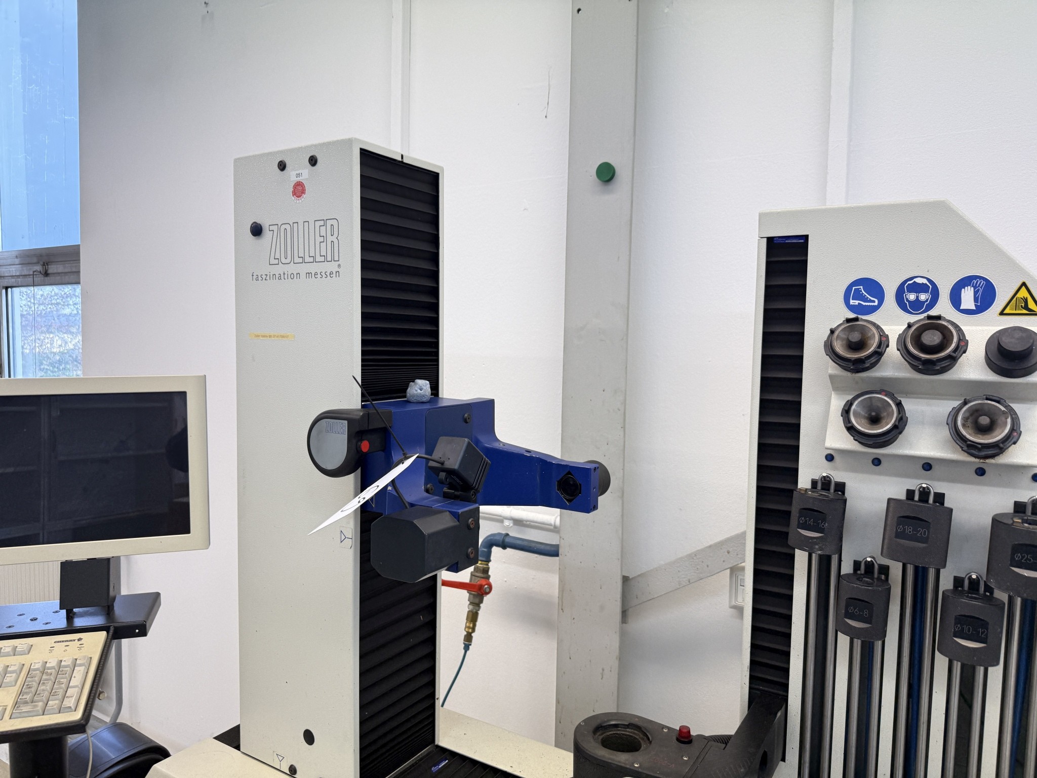 Cierre de un fabricante de herramientas-3