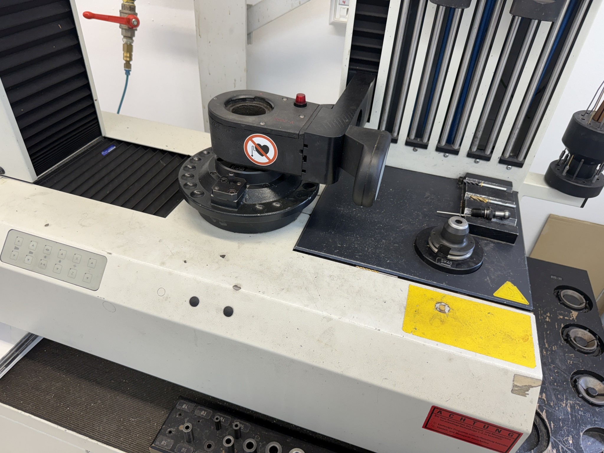 Cierre de un fabricante de herramientas-6