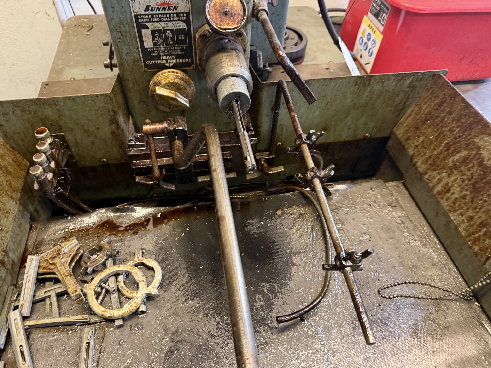 Cierre de un fabricante de herramientas-3