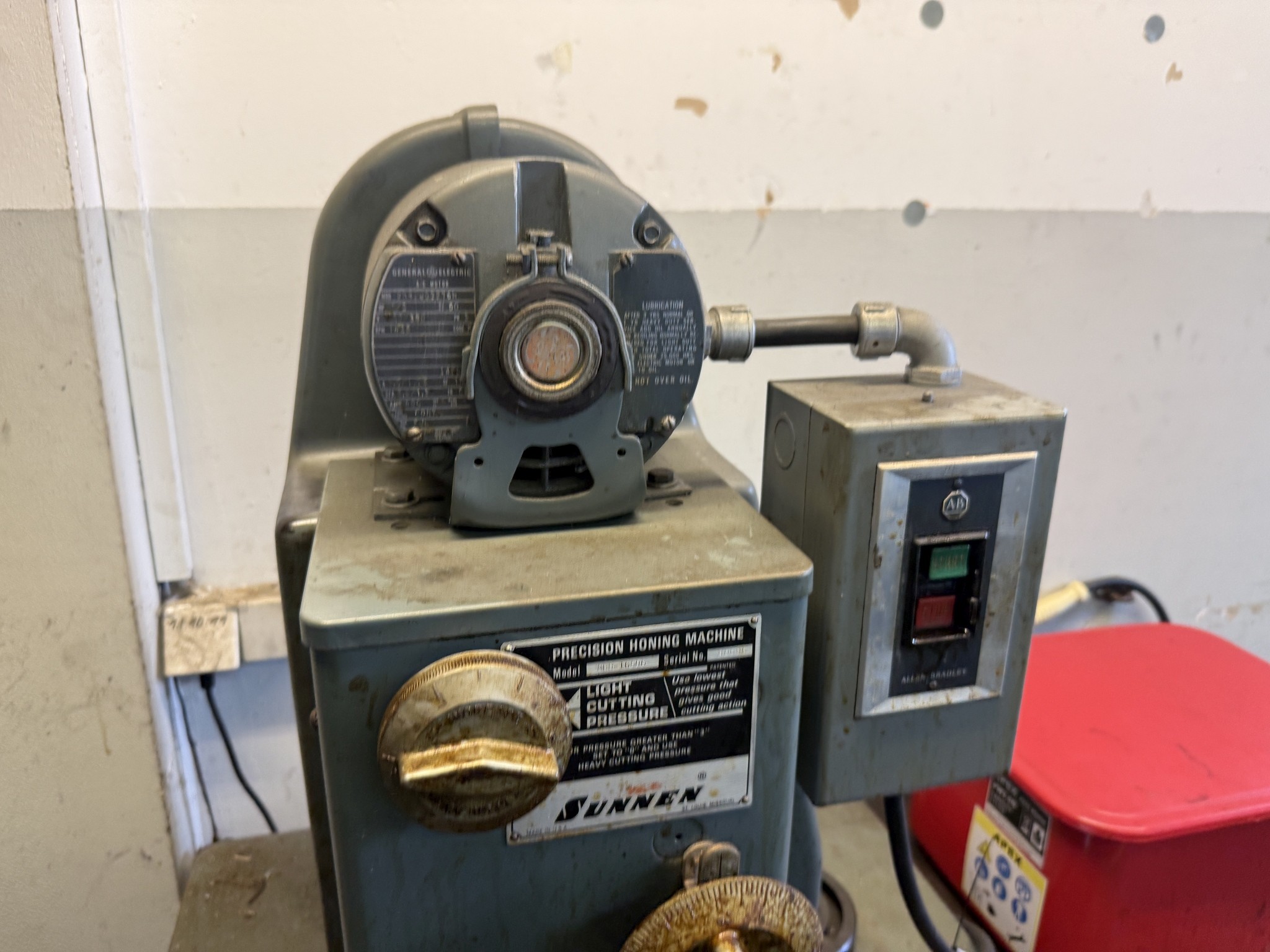 Cierre de un fabricante de herramientas-7