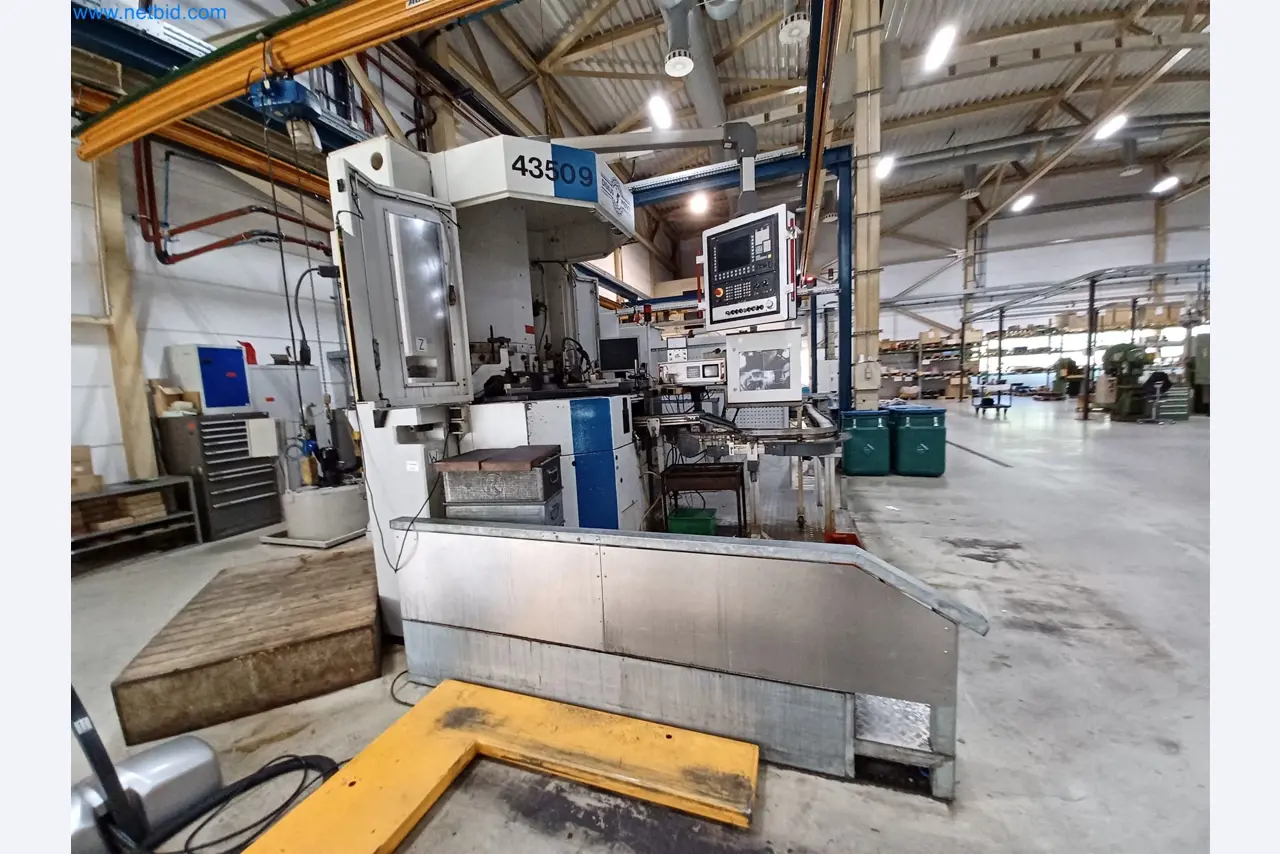 Machines for the production of stamped parts for the automotive industry, among others-2