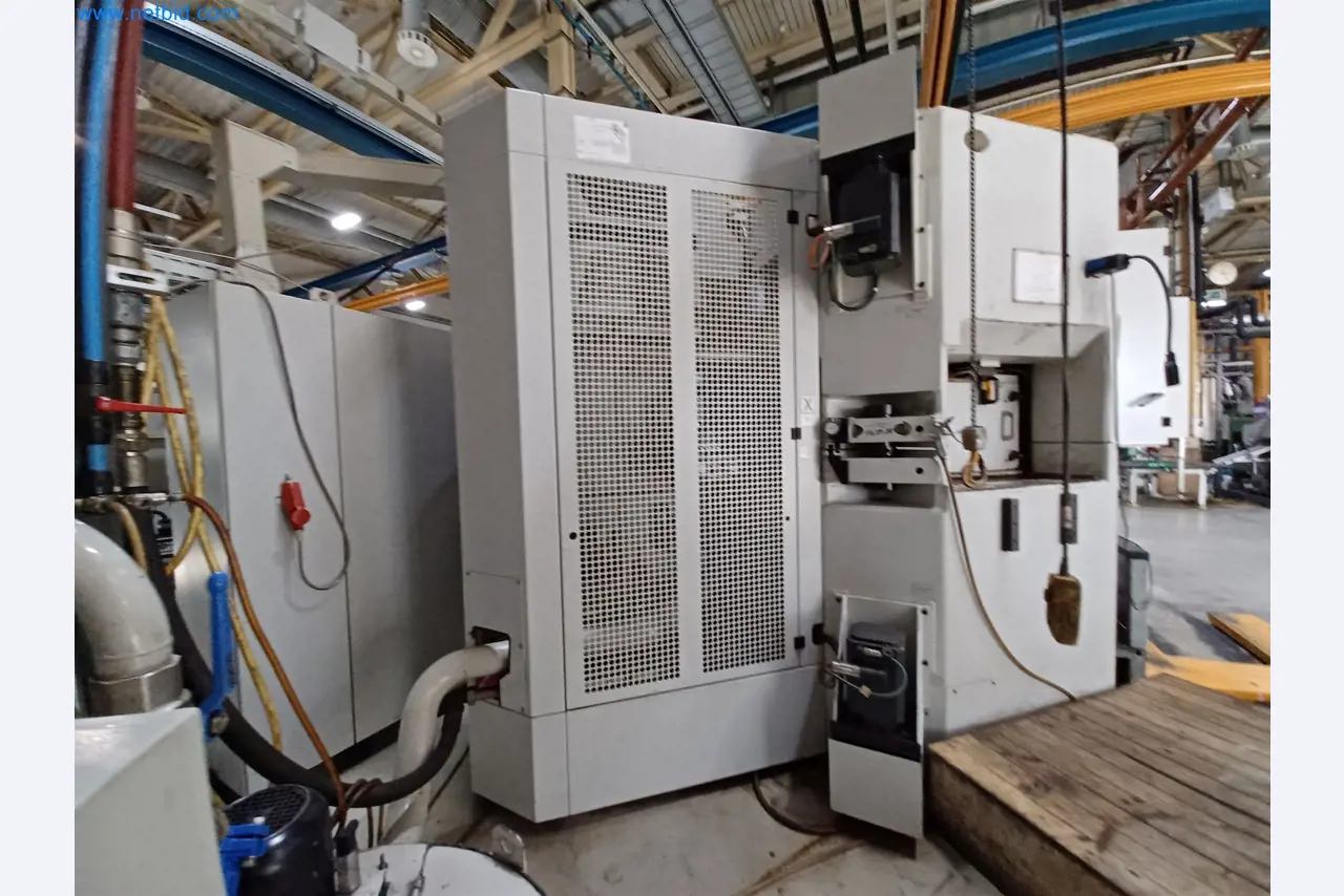 Machines for the production of stamped parts for the automotive industry, among others-3