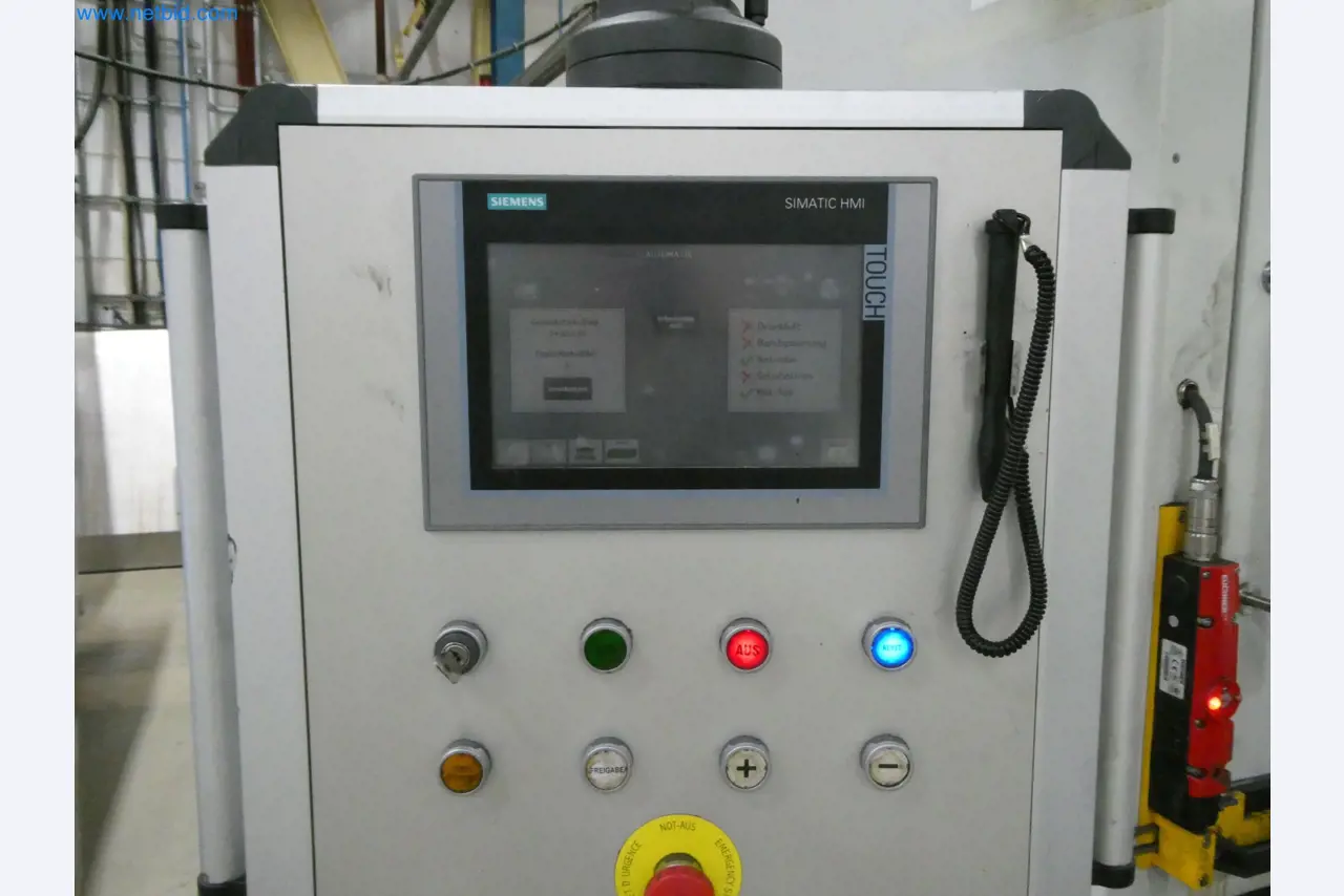 Máquinas para a produção de peças estampadas para a indústria automóvel, entre outras-9