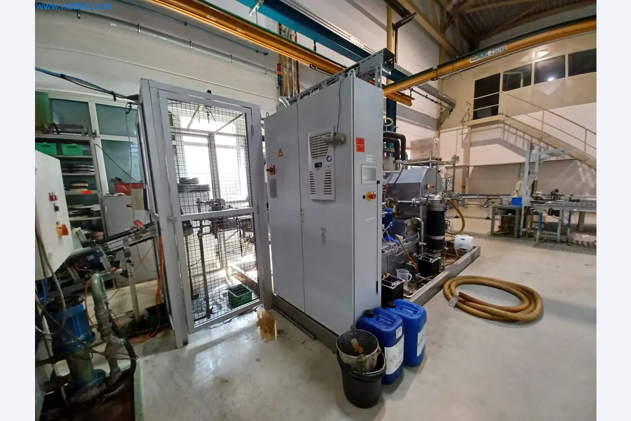 Stroji za proizvodnjo štancanih delov za avtomobilsko industrijo, med drugim-12