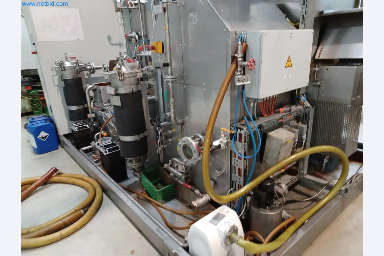 Stroji za proizvodnjo štancanih delov za avtomobilsko industrijo, med drugim-7