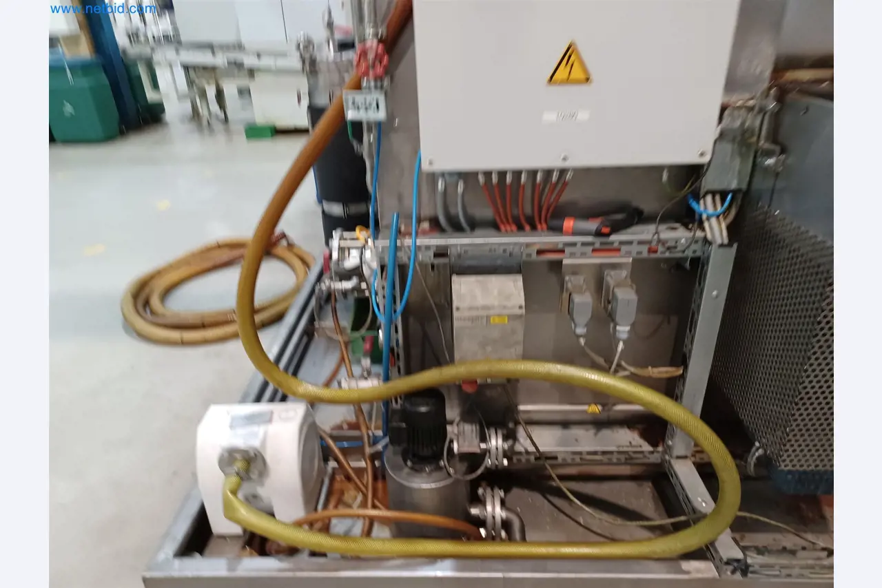 Stroji za proizvodnjo štancanih delov za avtomobilsko industrijo, med drugim-9