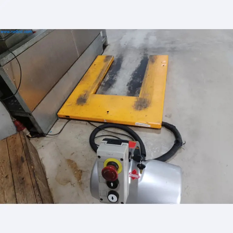 Maschinen zur Herstellung von Stanzteilen u.a. für die Automotiv-Branche-2