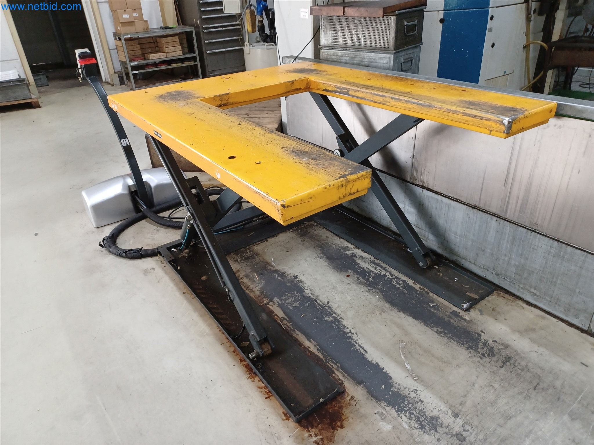 Maschinen zur Herstellung von Stanzteilen u.a. für die Automotiv-Branche-4