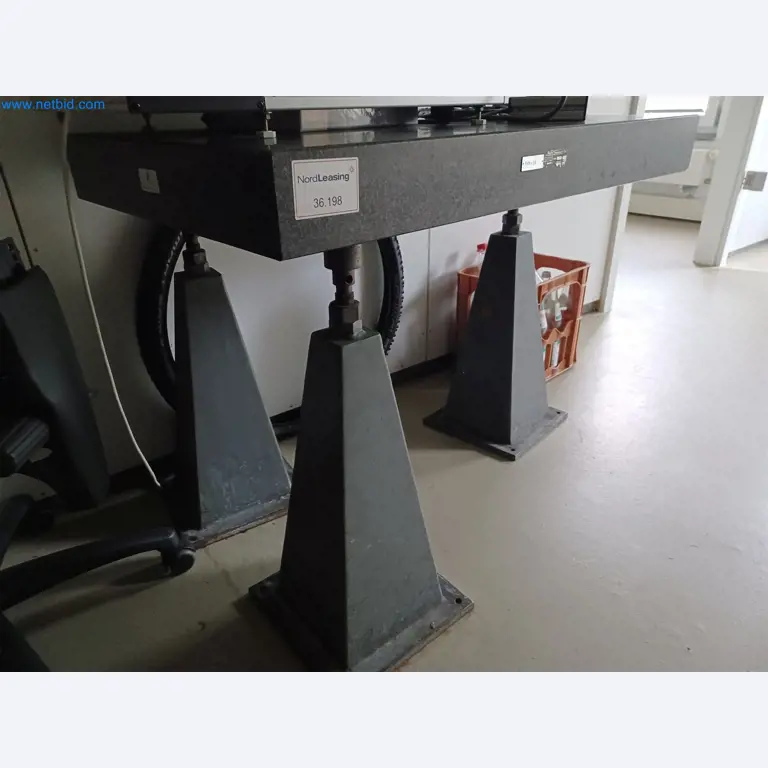 Maschinen zur Herstellung von Stanzteilen u.a. für die Automotiv-Branche-10