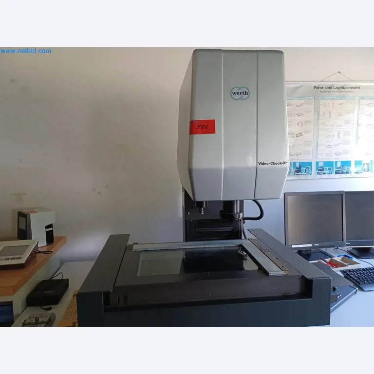 Maschinen zur Herstellung von Stanzteilen u.a. für die Automotiv-Branche-1