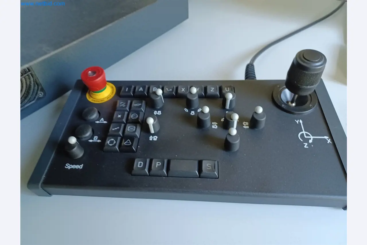 Maschinen zur Herstellung von Stanzteilen u.a. für die Automotiv-Branche-3