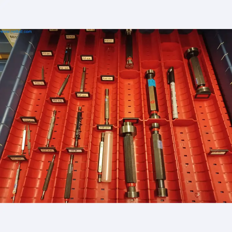 Máquinas para la producción de piezas estampadas para la industria del automóvil, entre otras-15