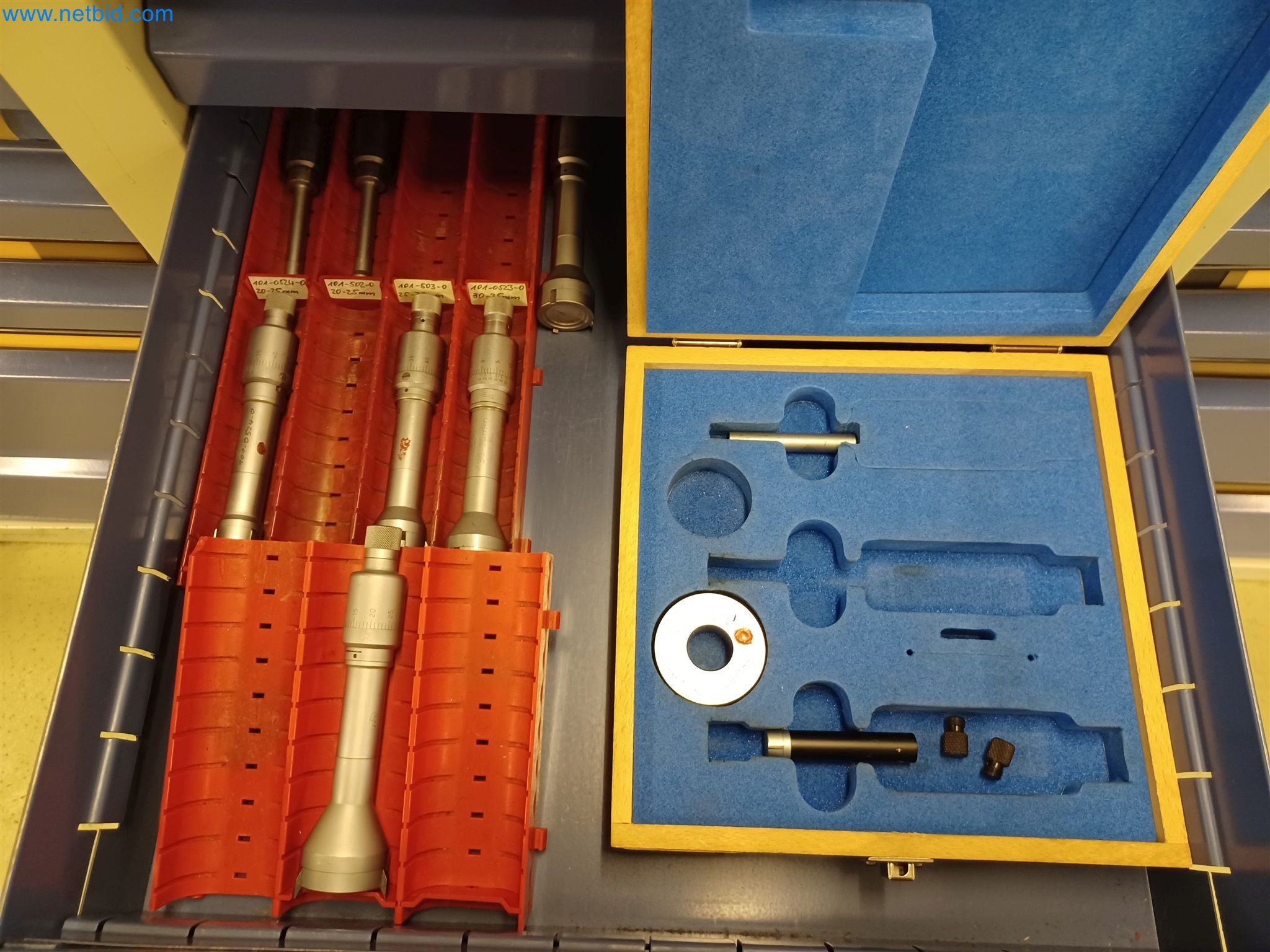 Máquinas para la producción de piezas estampadas para la industria del automóvil, entre otras-18