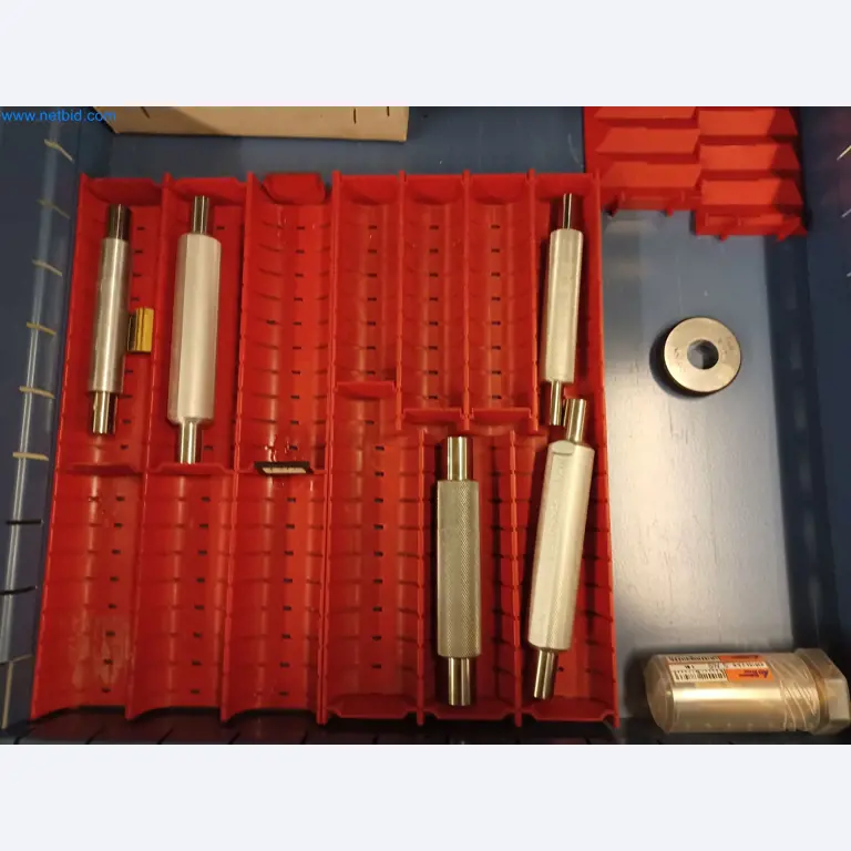 Máquinas para la producción de piezas estampadas para la industria del automóvil, entre otras-22