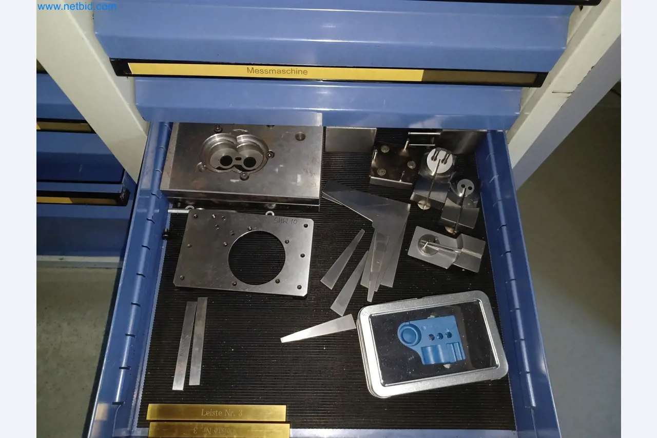 Máquinas para la producción de piezas estampadas para la industria del automóvil, entre otras-3