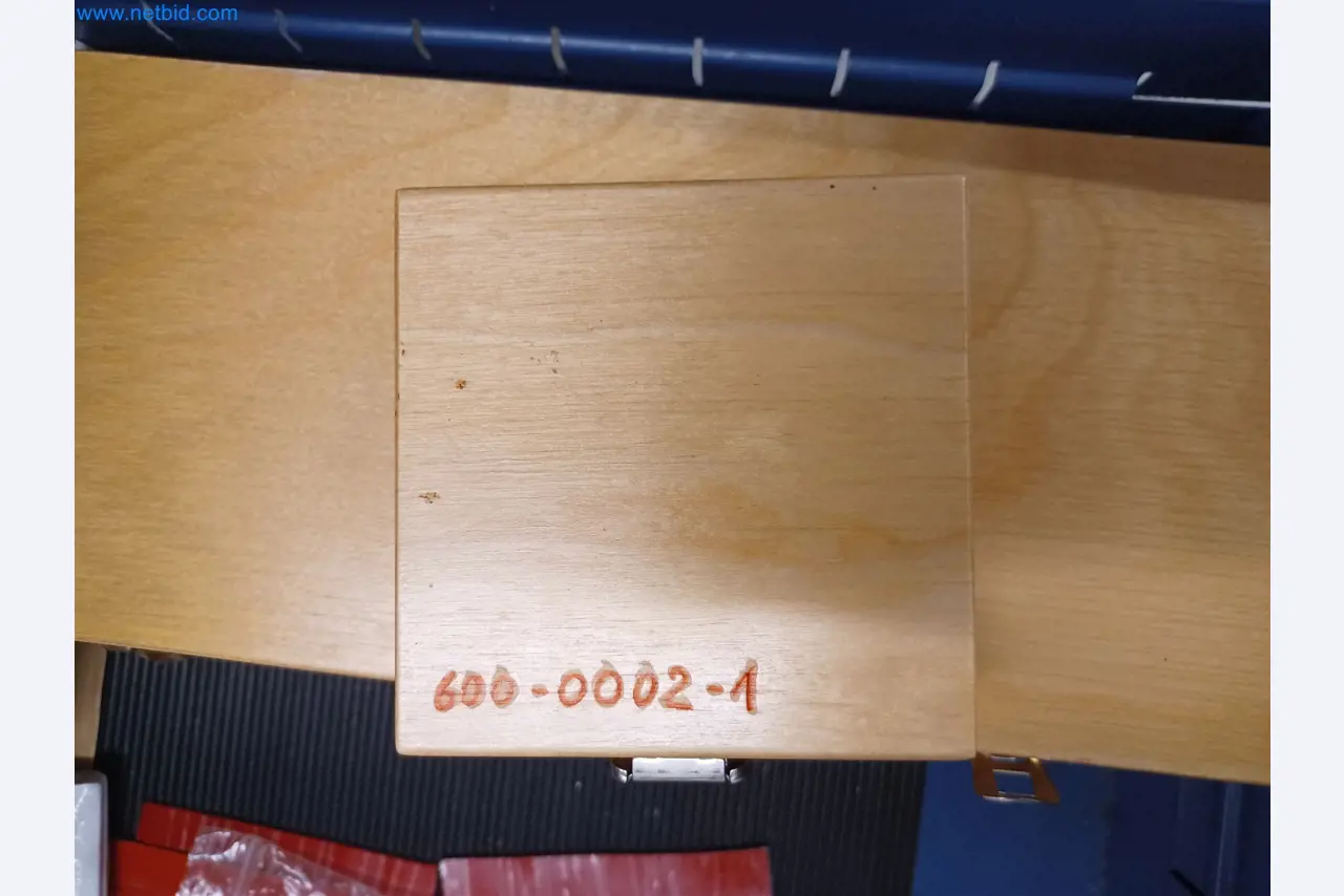 Máquinas para la producción de piezas estampadas para la industria del automóvil, entre otras-9