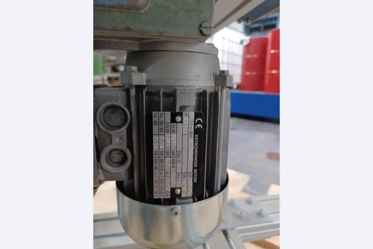 Machines voor de productie van gestanste onderdelen voor onder andere de auto-industrie-4