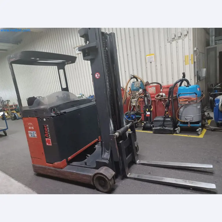 Machines for the production of stamped parts for the automotive industry, among others-3