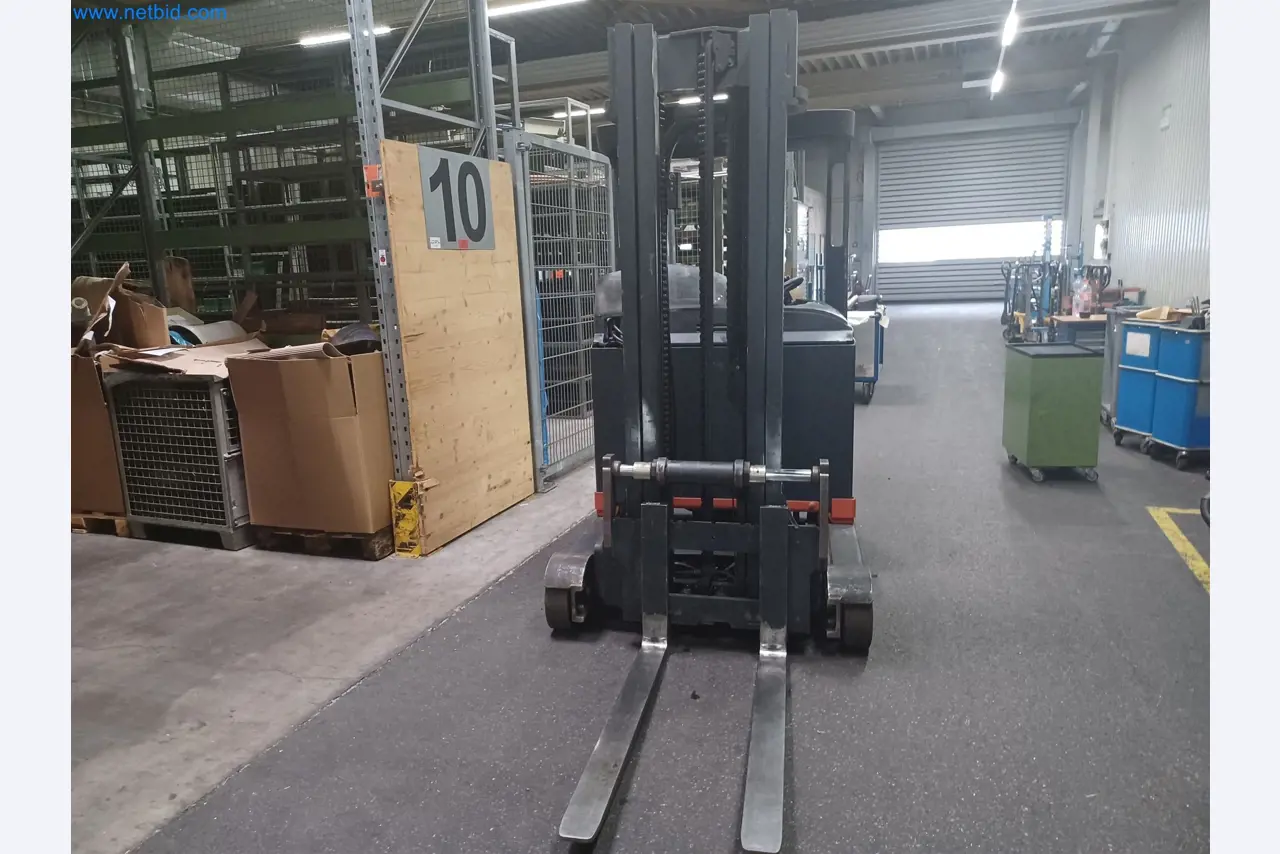 Machines for the production of stamped parts for the automotive industry, among others-4