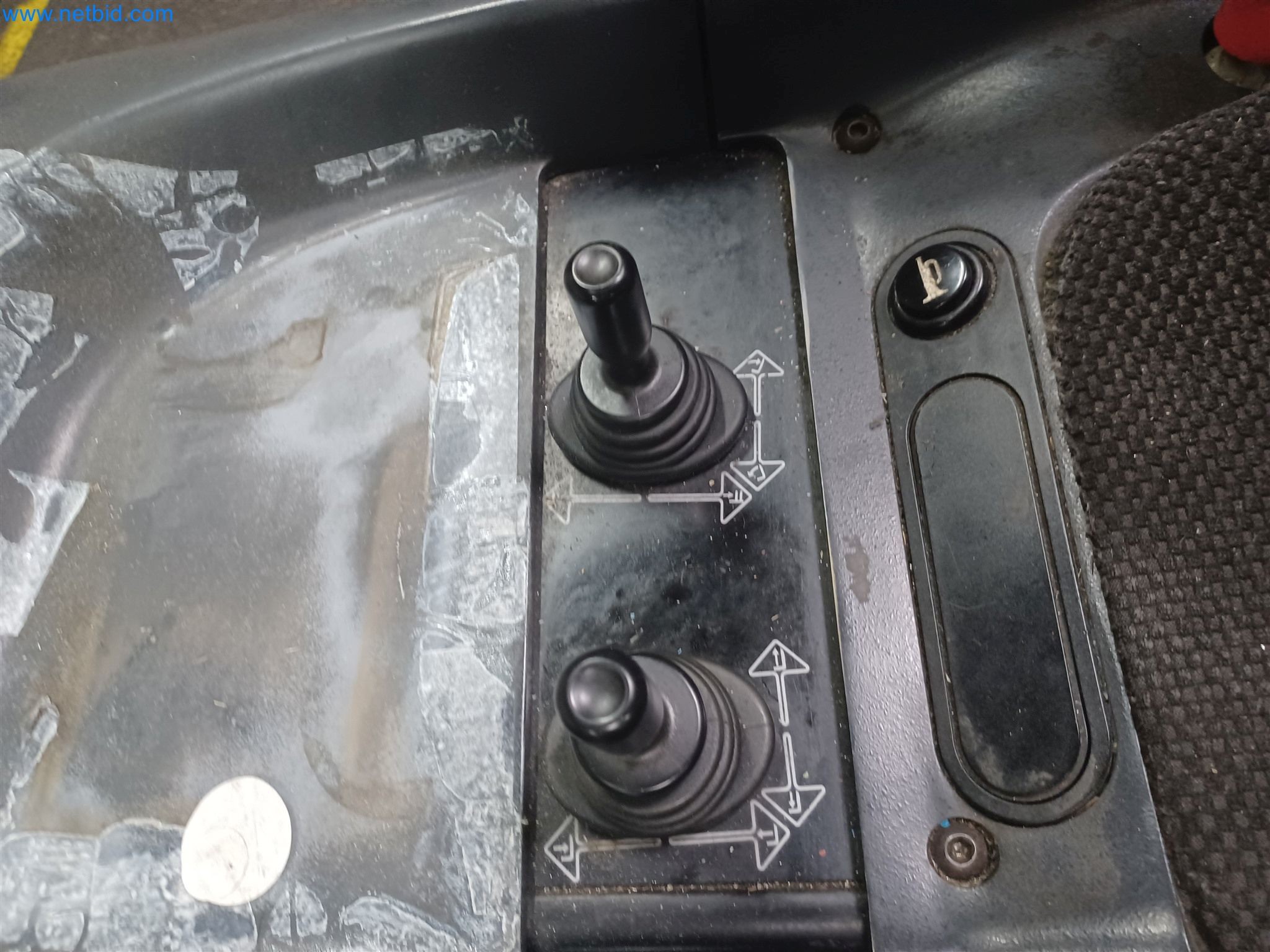 Machines for the production of stamped parts for the automotive industry, among others-5