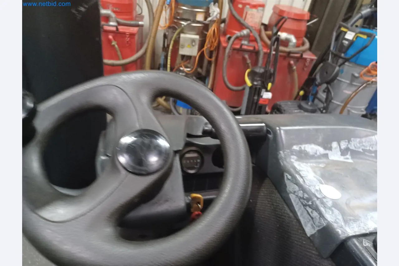 Machines for the production of stamped parts for the automotive industry, among others-6