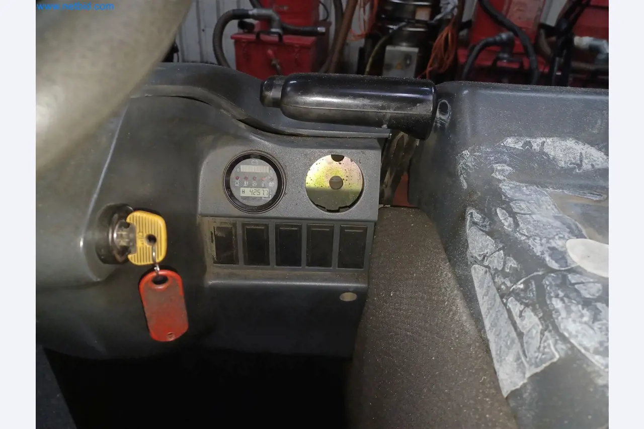 Machines for the production of stamped parts for the automotive industry, among others-7