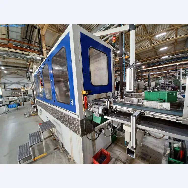 Machines voor de productie van gestanste onderdelen voor onder andere de auto-industrie-22