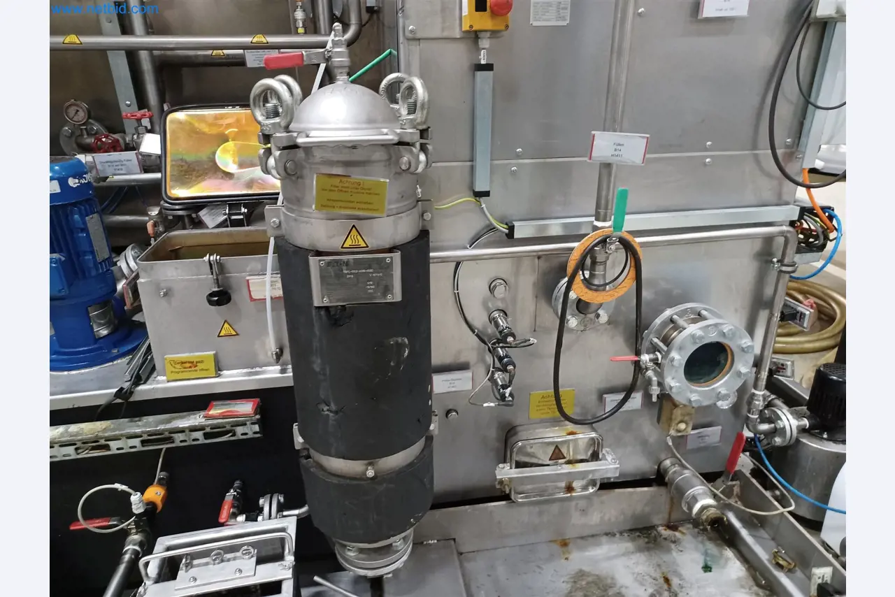 Machines voor de productie van gestanste onderdelen voor onder andere de auto-industrie-6