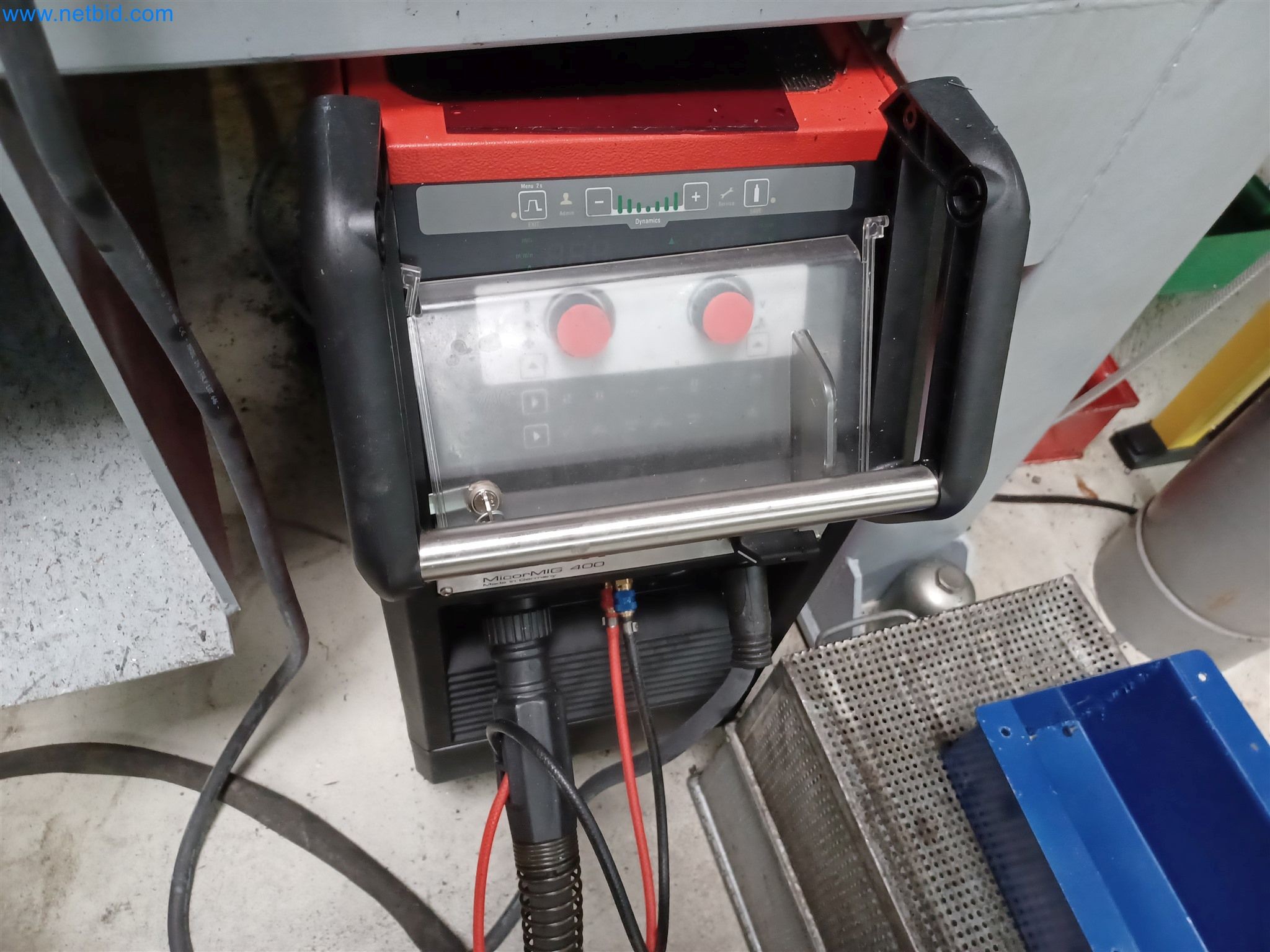 Maszyny do produkcji części tłoczonych dla przemysłu motoryzacyjnego, między innymi-16