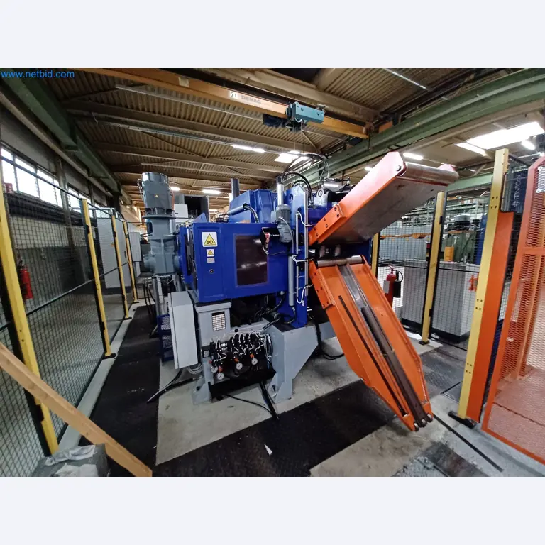 Maszyny do produkcji części tłoczonych dla przemysłu motoryzacyjnego, między innymi-1