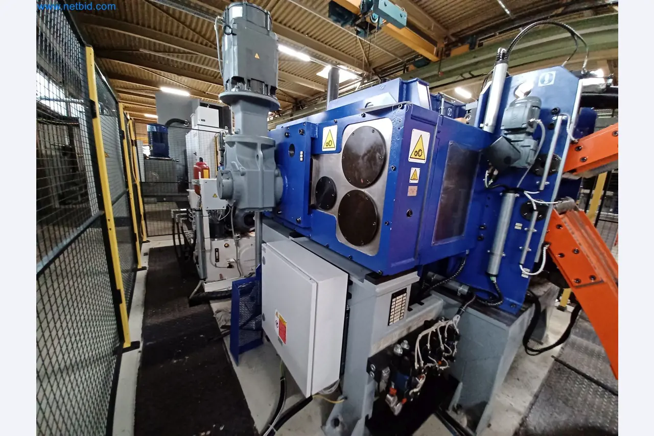 Maszyny do produkcji części tłoczonych dla przemysłu motoryzacyjnego, między innymi-2