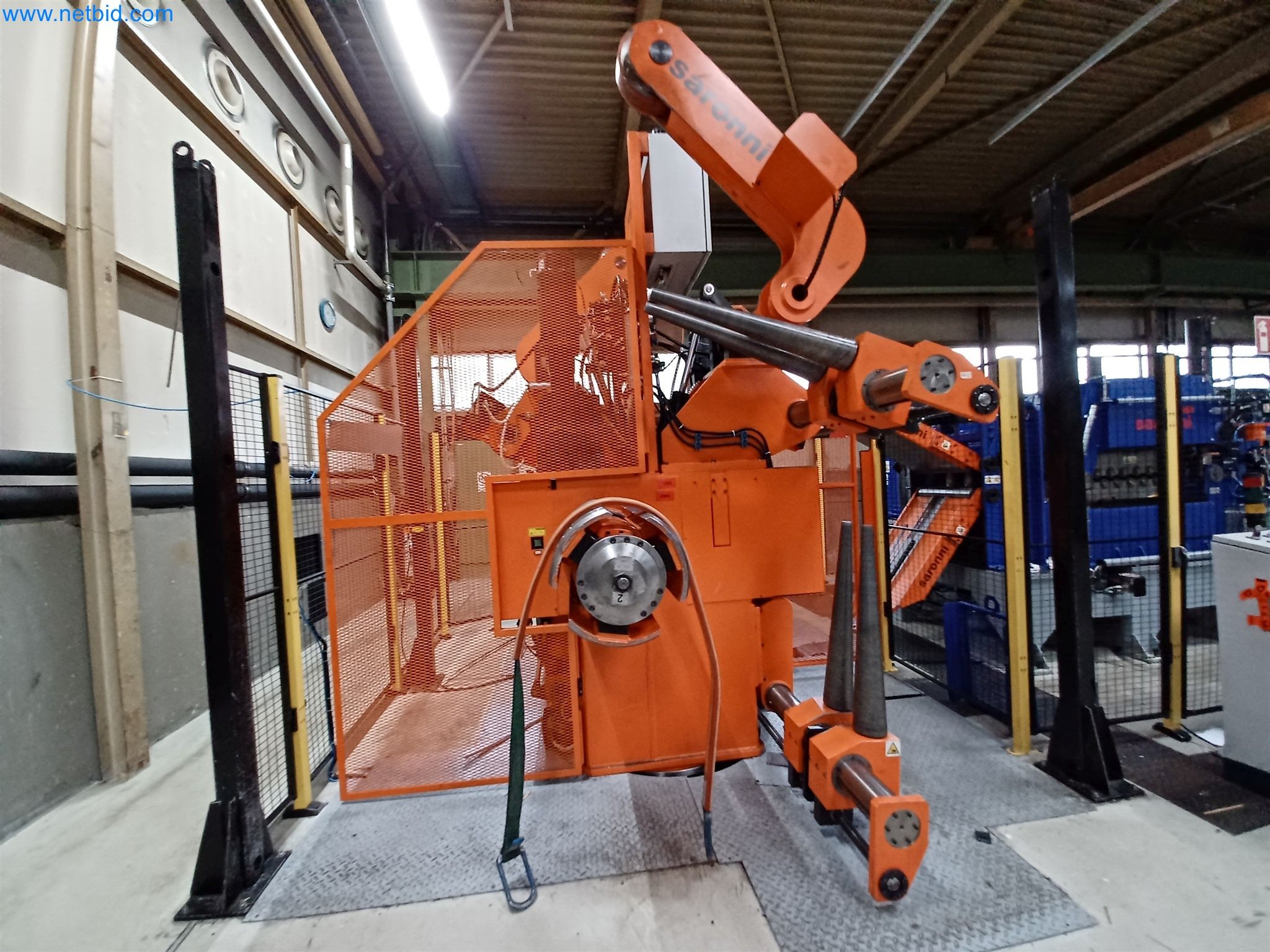 Maszyny do produkcji części tłoczonych dla przemysłu motoryzacyjnego, między innymi-4