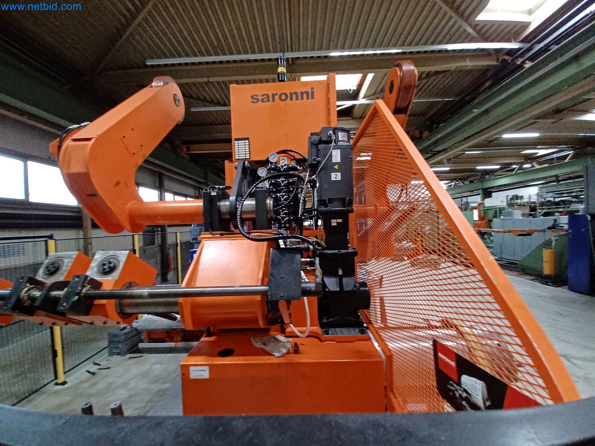 Maszyny do produkcji części tłoczonych dla przemysłu motoryzacyjnego, między innymi-5