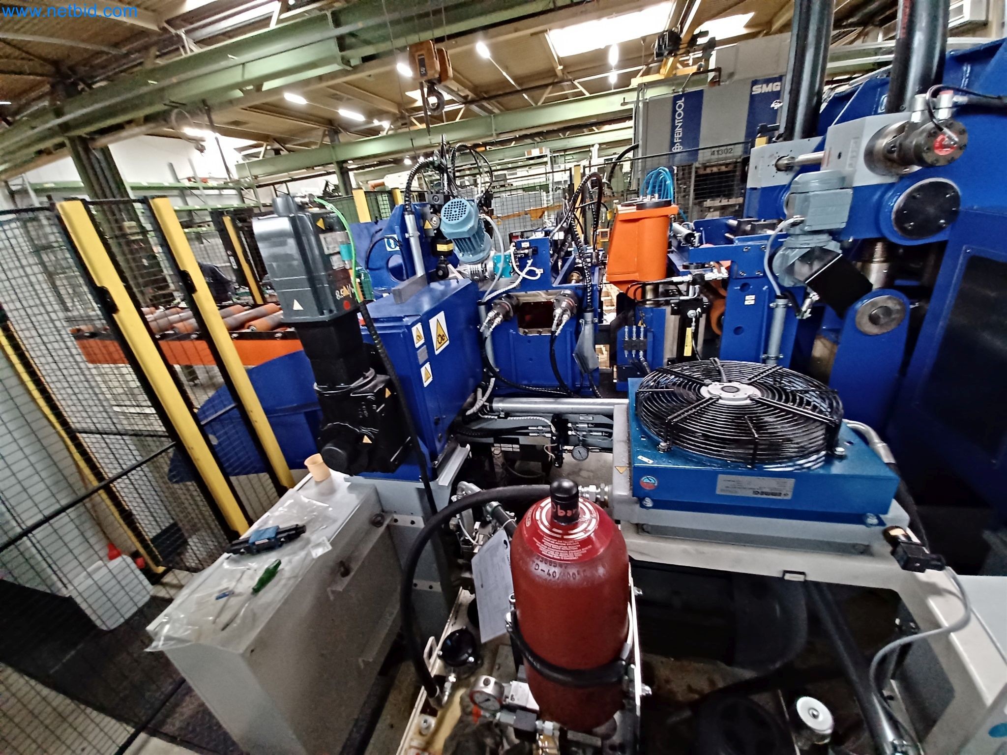 Maszyny do produkcji części tłoczonych dla przemysłu motoryzacyjnego, między innymi-9