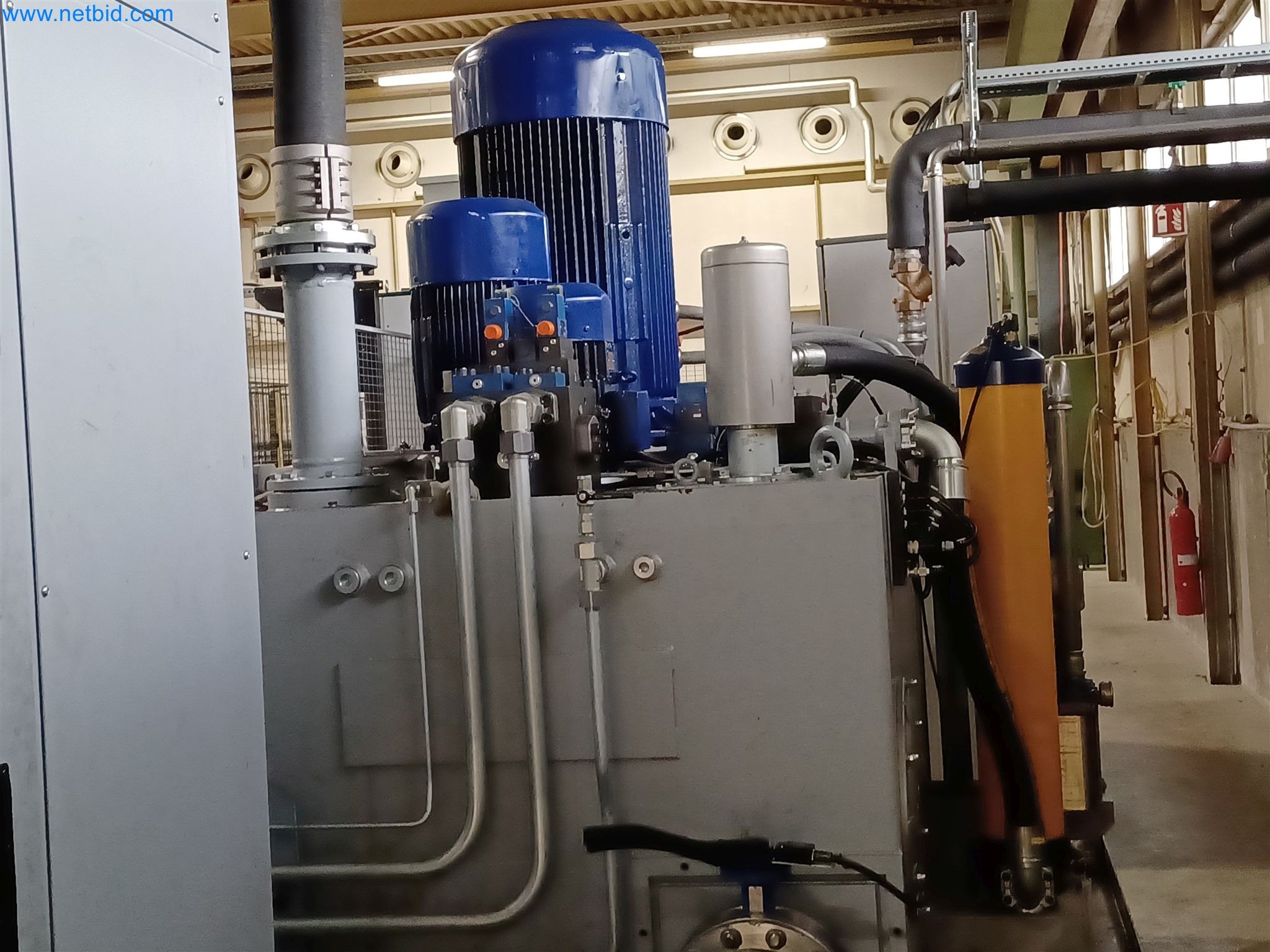 Máquinas para la producción de piezas estampadas para la industria del automóvil, entre otras-12