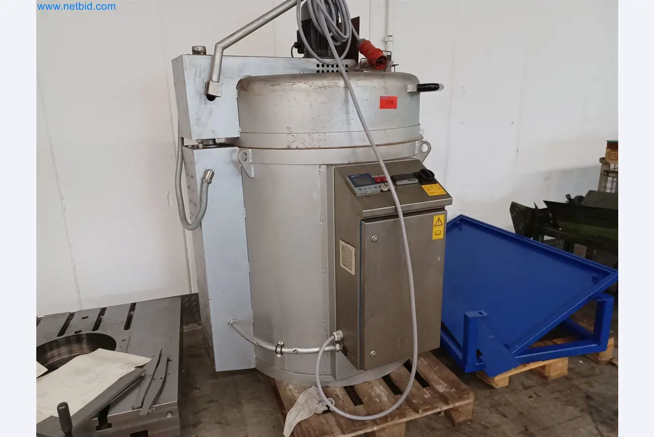 Machines for the production of stamped parts for the automotive industry, among others-3