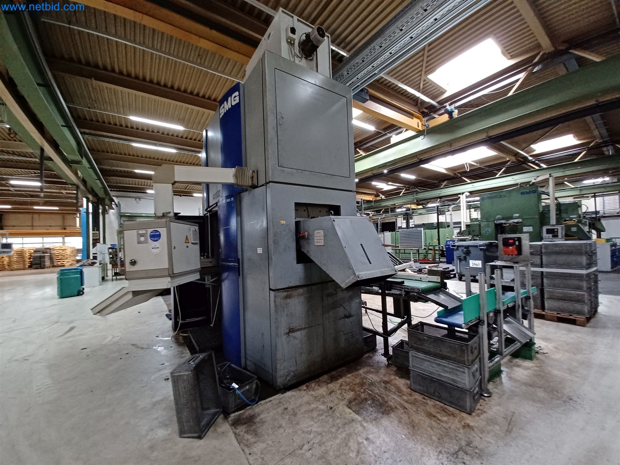 Machines pour la fabrication de pièces découpées, entre autres pour le secteur de l'automobile-10