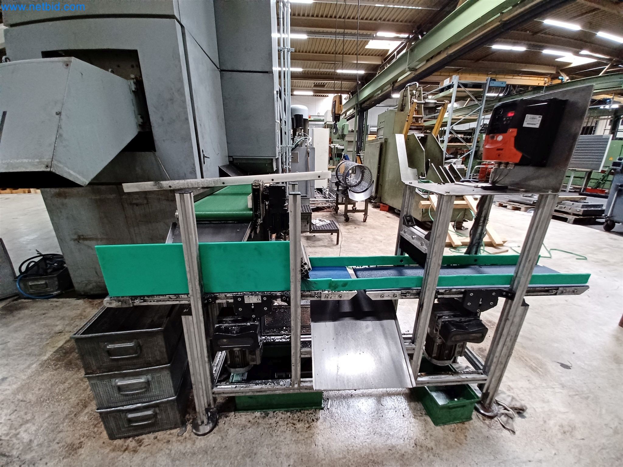 Machines pour la fabrication de pièces découpées, entre autres pour le secteur de l'automobile-11