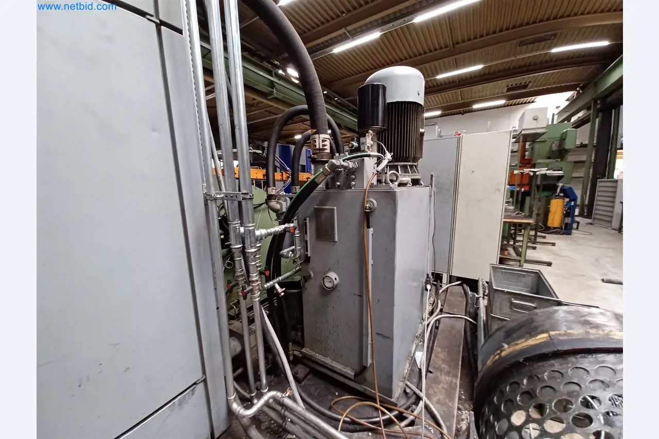 Machines for the production of stamped parts for the automotive industry, among others-13