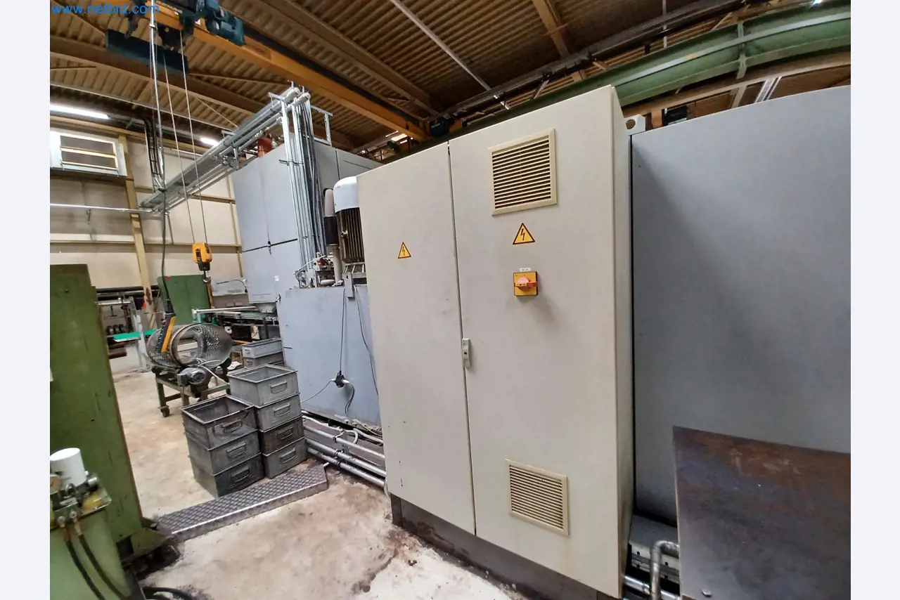 Machines for the production of stamped parts for the automotive industry, among others-14