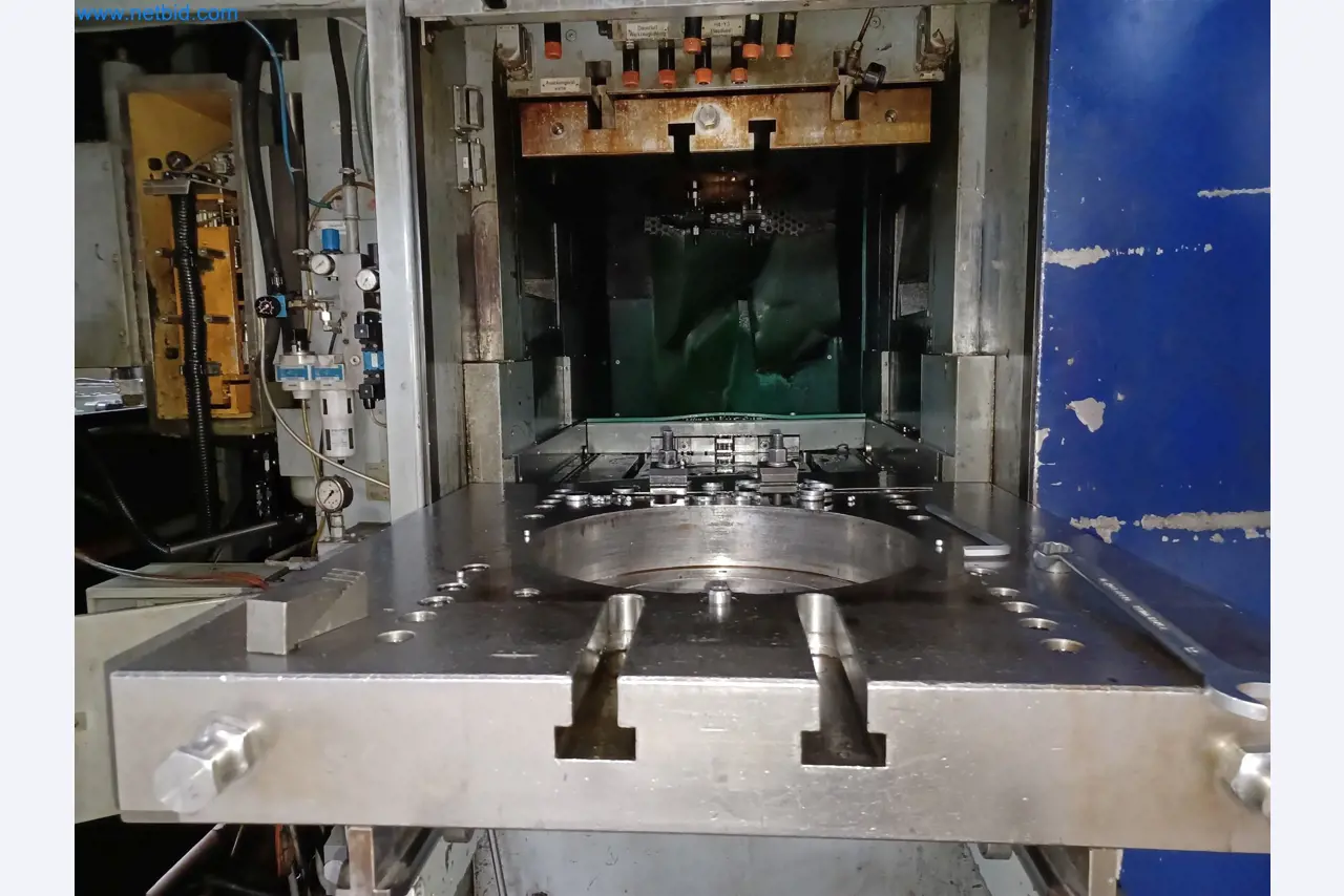 Machines for the production of stamped parts for the automotive industry, among others-2