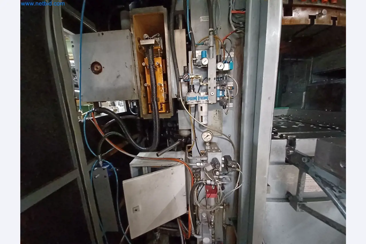 Machines for the production of stamped parts for the automotive industry, among others-3