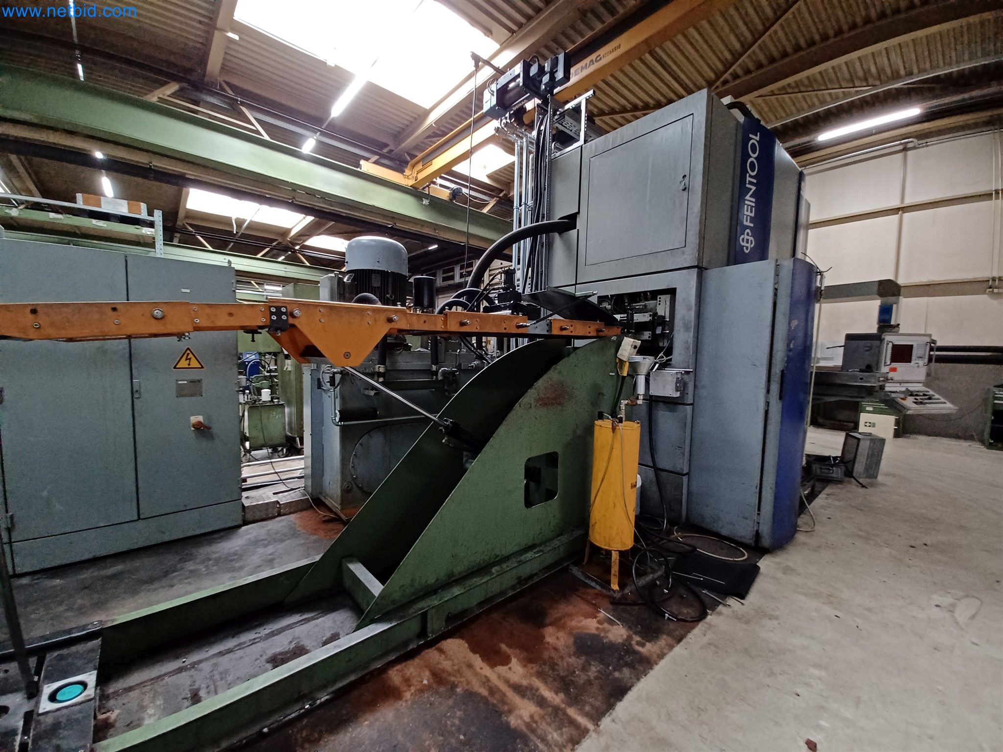 Machines pour la fabrication de pièces découpées, entre autres pour le secteur de l'automobile-6