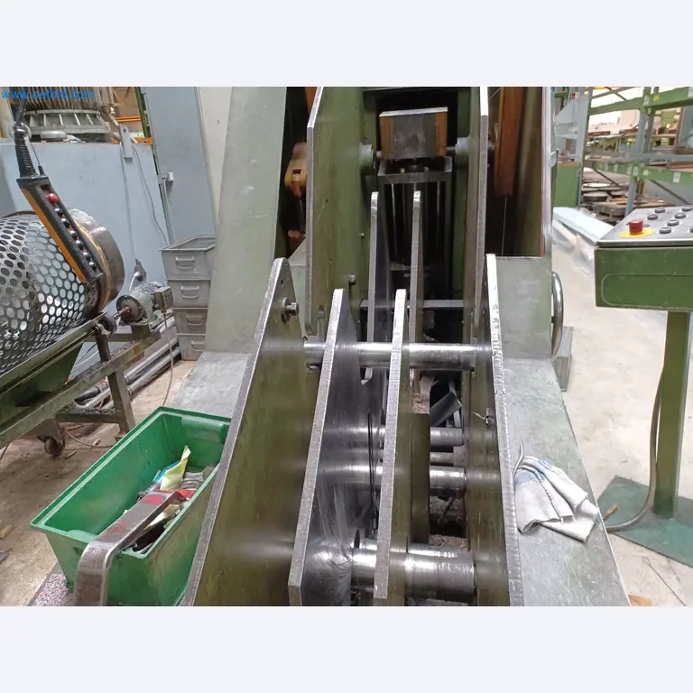 Maschinen zur Herstellung von Stanzteilen u.a. für die Automotiv-Branche-2